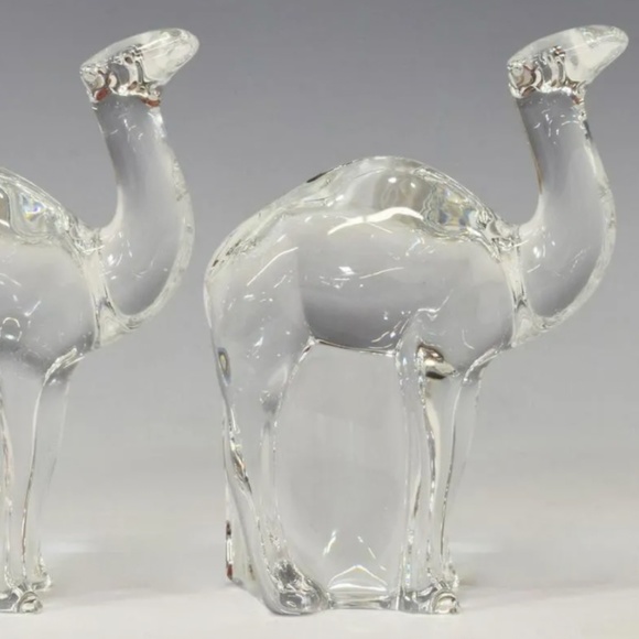Baccarat Crystal Camel - Loet Vanderveen Design - Picture 2 of 4